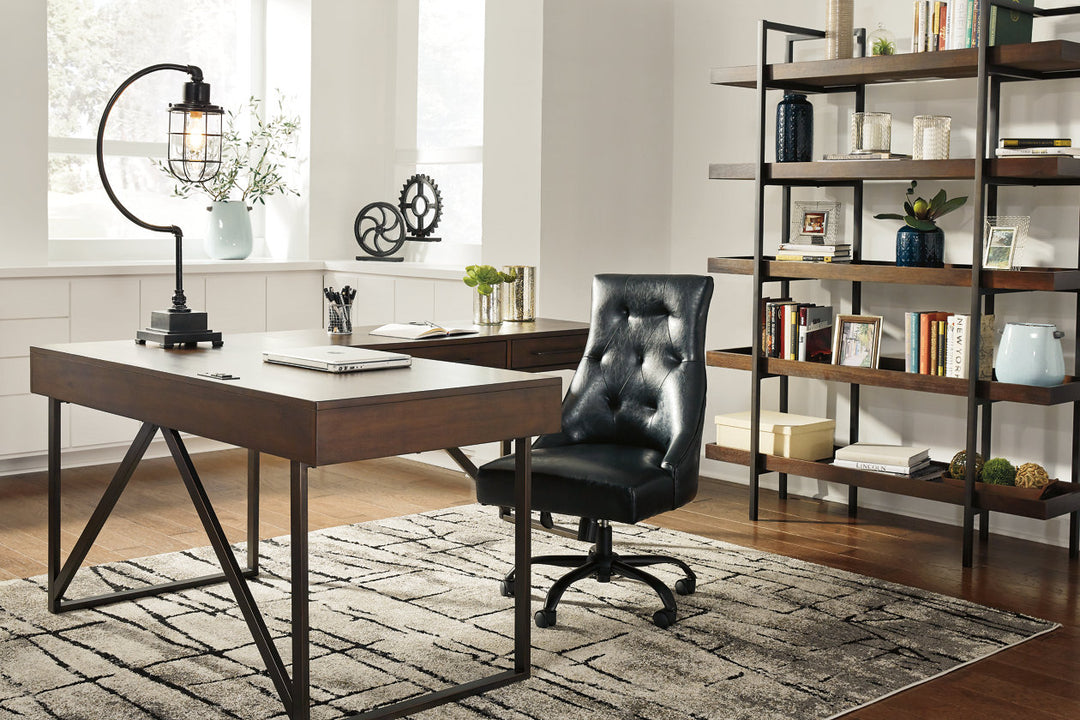 Starmore 2-Piece Home Office Desk (H633H2)