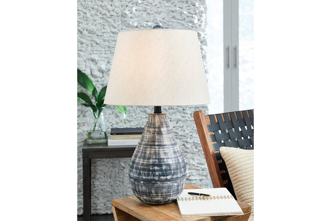 Erivell Table Lamp (Set of 2) (L204494)