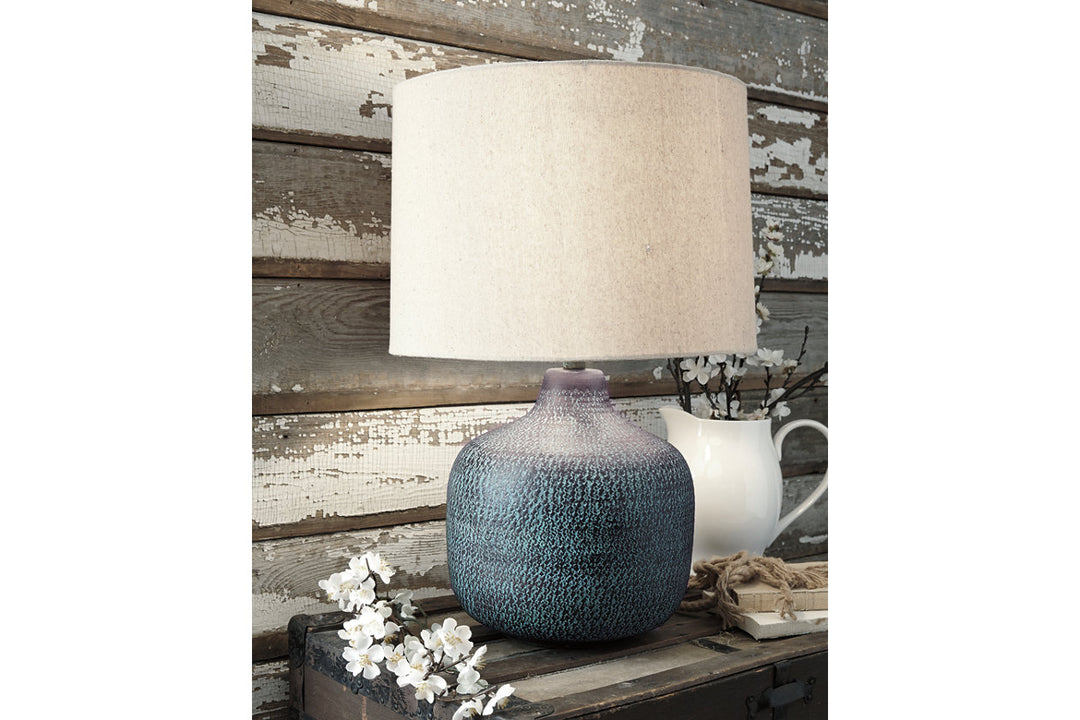 Malthace Table Lamp (L207304)