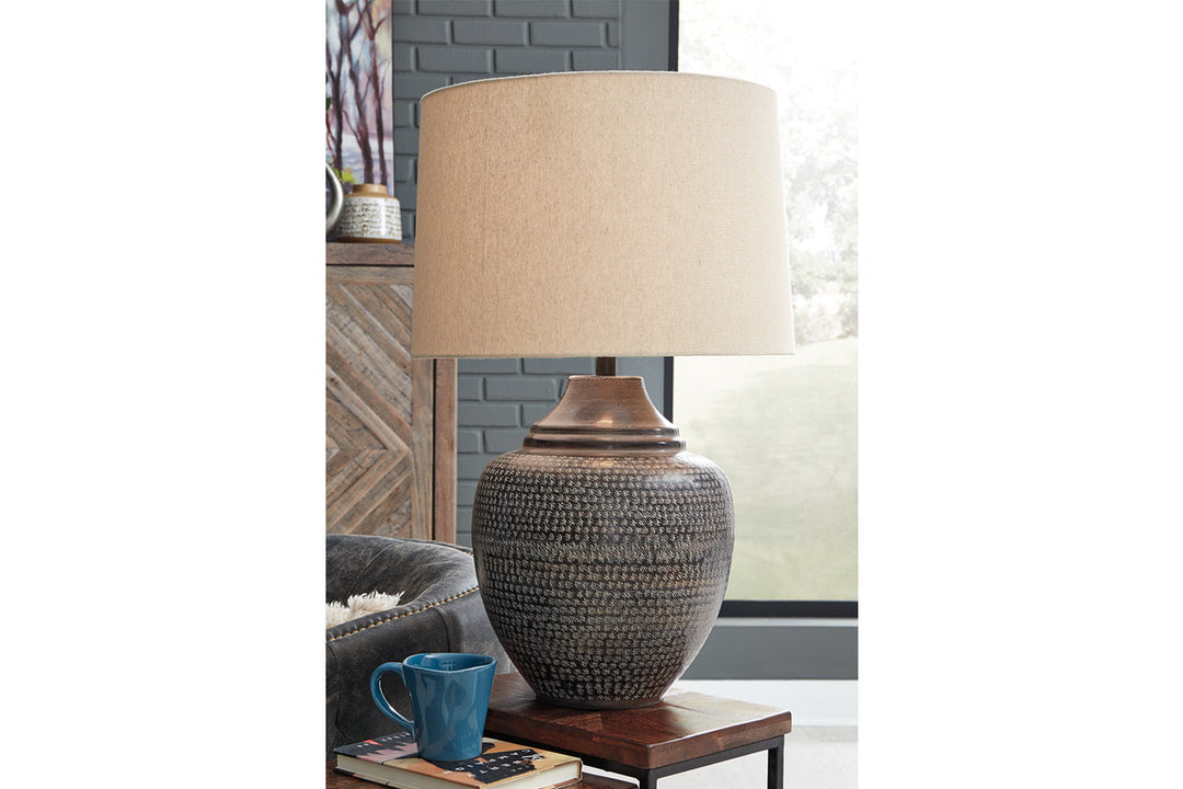 Olinger Table Lamp (L207404)