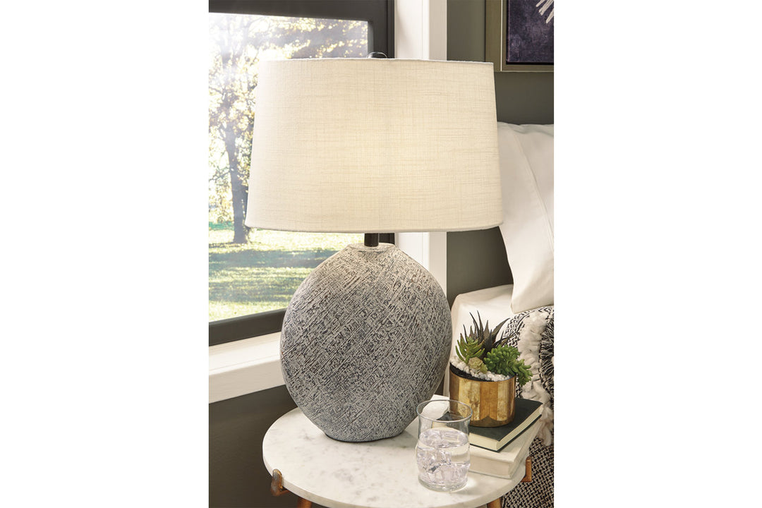 Harif Table Lamp (L235624)