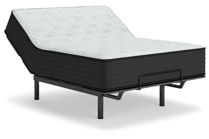 Palisades Plush Full Mattress (M41621)