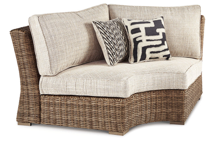 Beachcroft Curved Corner Chair with Cushion (P791-851)