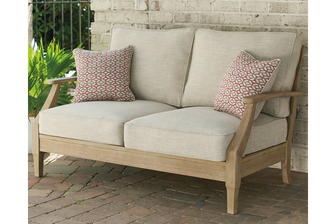 Clare View Loveseat with Cushion (P801-835)