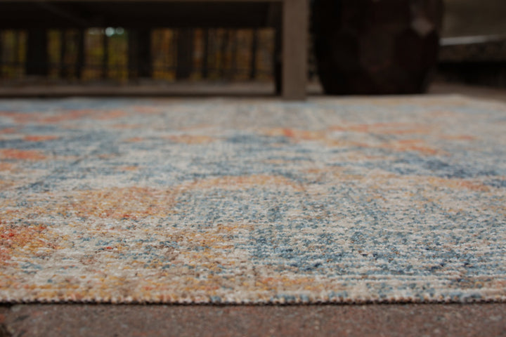 Wraylen 5'3" x 7' Rug (R405052)