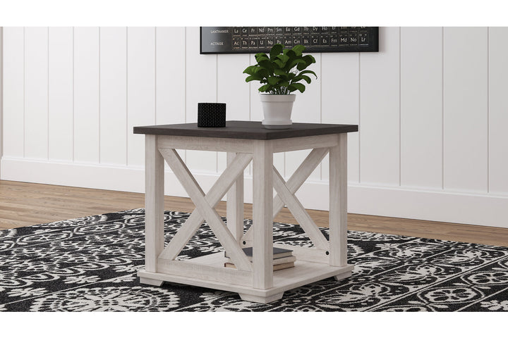 Dorrinson End Table (T287-2)