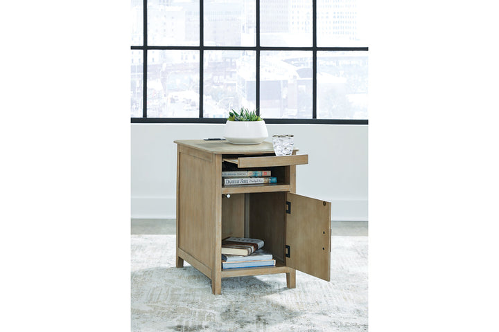 Devonsted Chairside End Table (T310-317)