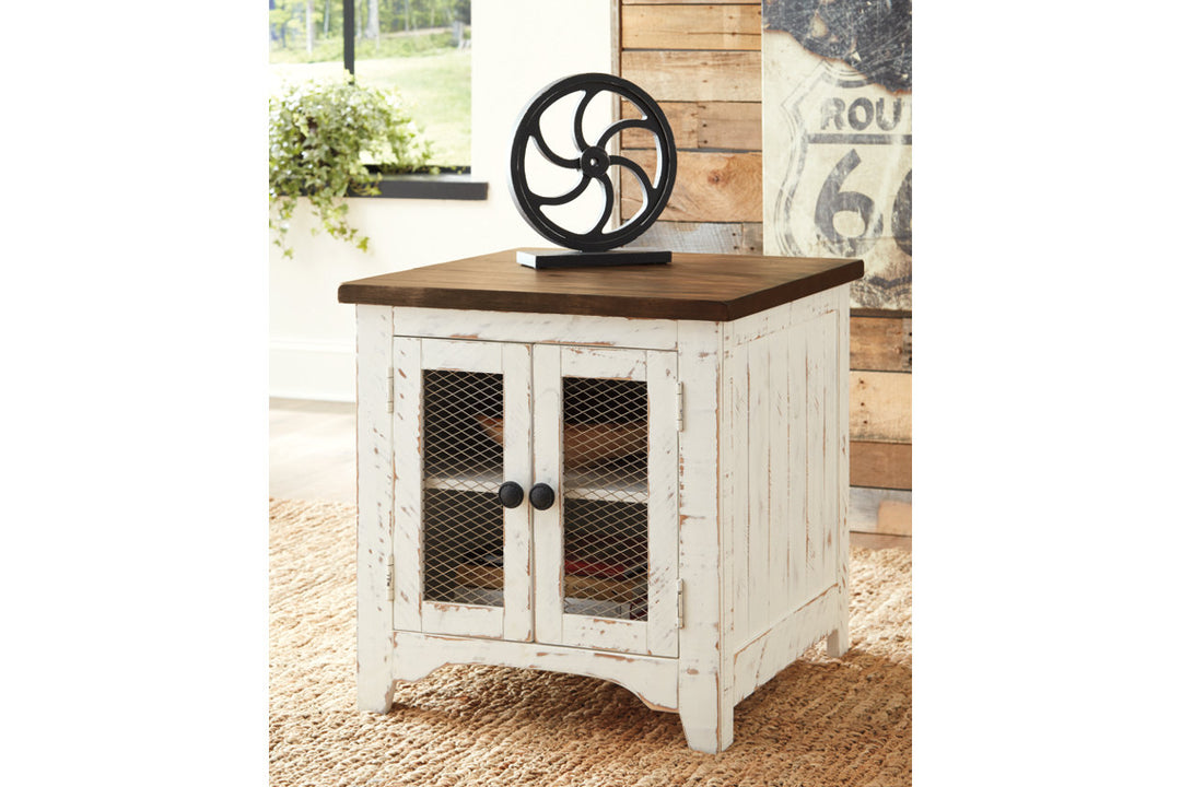 Wystfield End Table (T459-3)