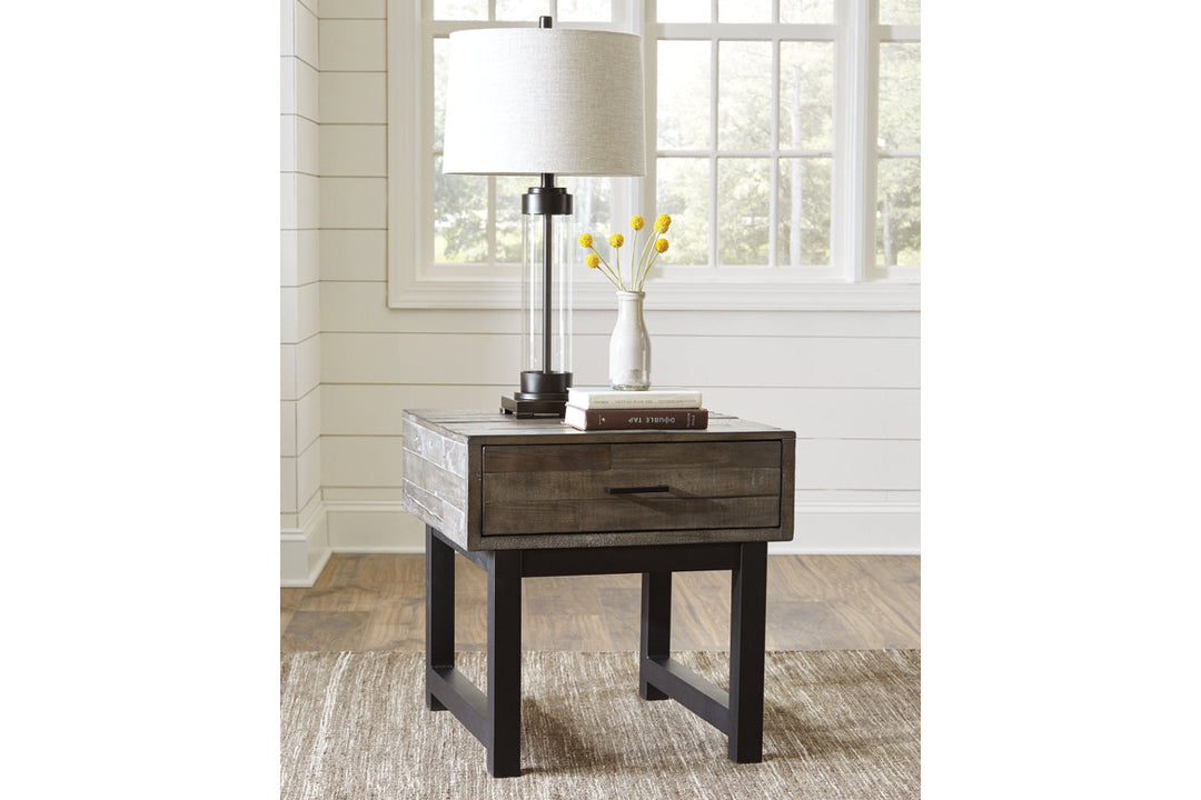 Mondoro End Table (T891-2)