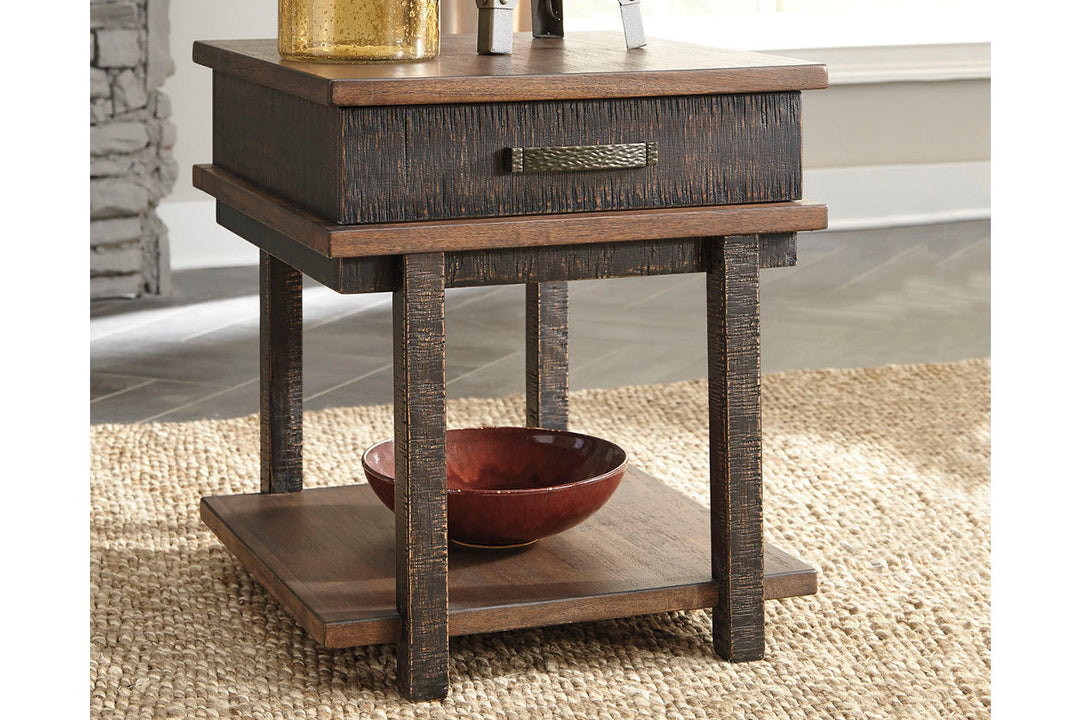 Stanah End Table (T892-3)