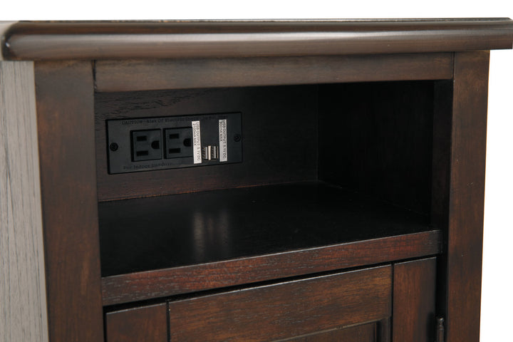 Barilanni Chairside End Table with USB Ports & Outlets (T934-7)