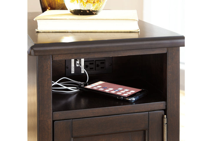 Barilanni Chairside End Table with USB Ports & Outlets (T934-7)