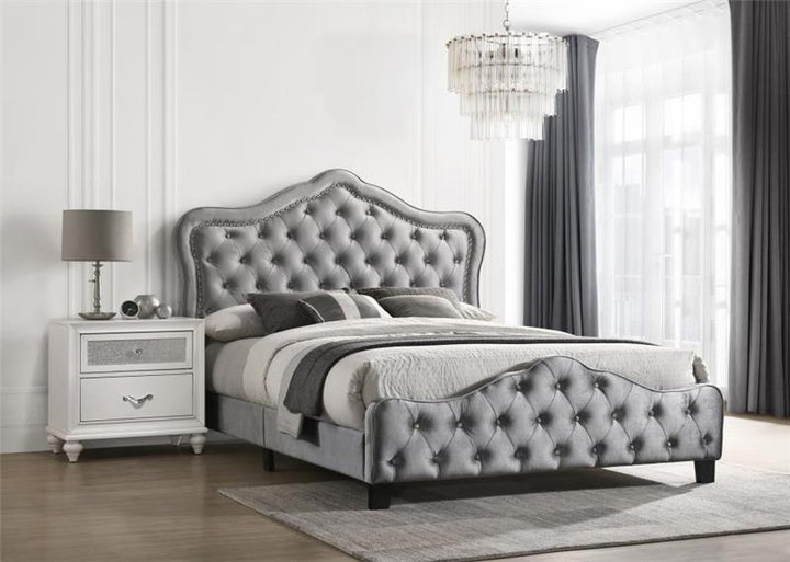 Bella Upholstered Tufted Panel Bed Grey (315871KE)