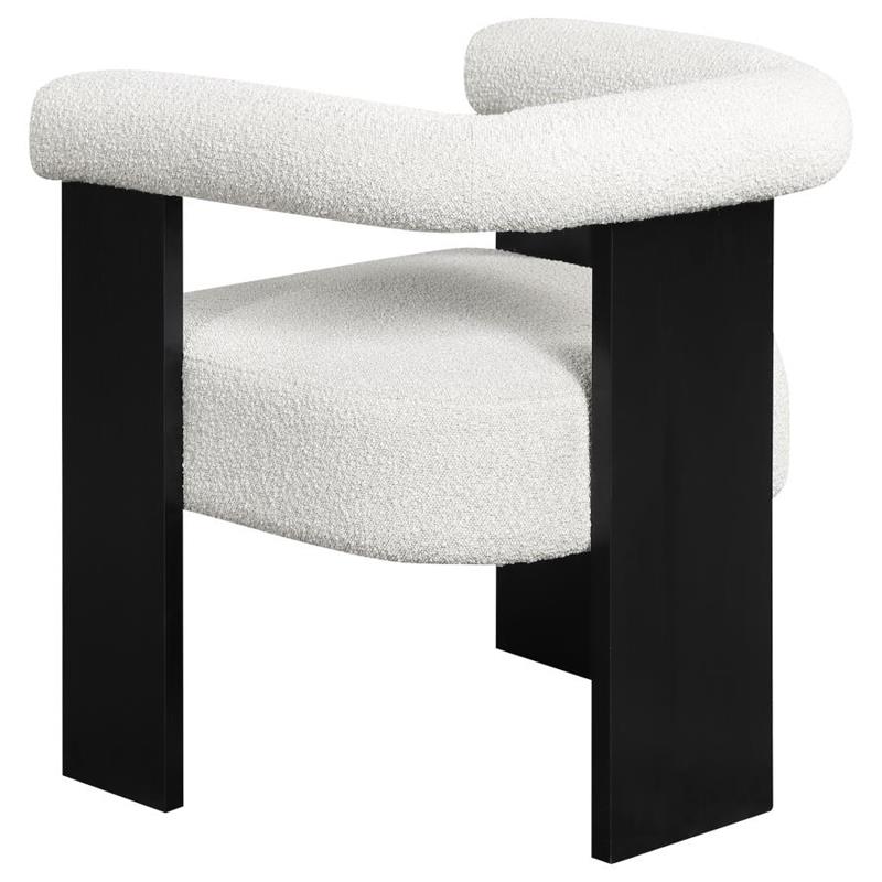 ACCENT CHAIR (903147)