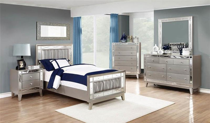 Leighton Twin Panel Bed with Mirrored Accents Mercury Metallic (204921T)