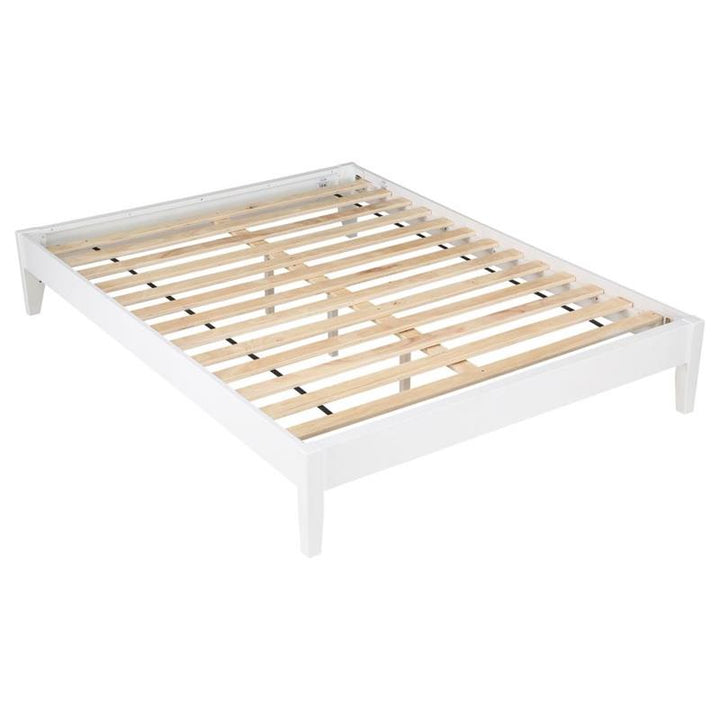 Hounslow Platform California King Bed White (306128KW)