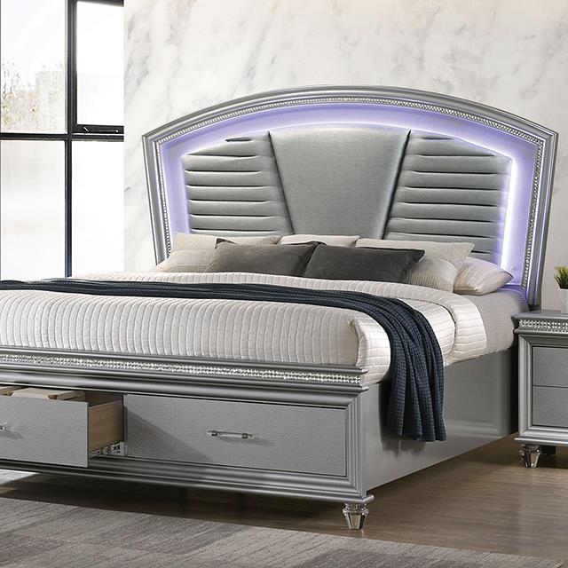 Maddie (CM7899SV-CK-BED)