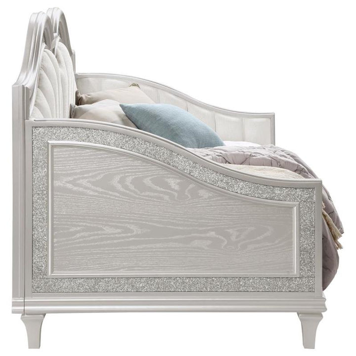 Evangeline Upholstered Twin Daybed with Faux Diamond Trim Silver and Ivory (360121)