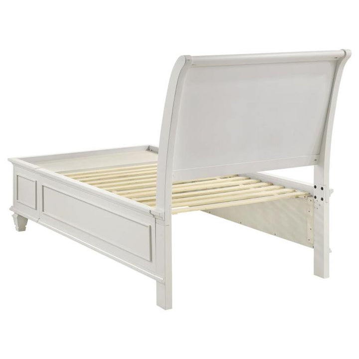 Selena Storage Bedroom Set with Sleigh Headboard Buttermilk (400239T-S4)